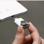 Миниатюрная камера Eye-Plug позволит Android смартфону снимать 3D видео
